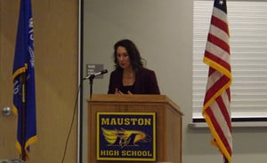 Miron Cpnstruction's Kate Winkler explains the construction process of the building.